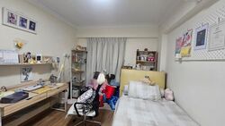 Blk 210 Jurong East Street 21 (Jurong East), HDB 3 Rooms #576715571